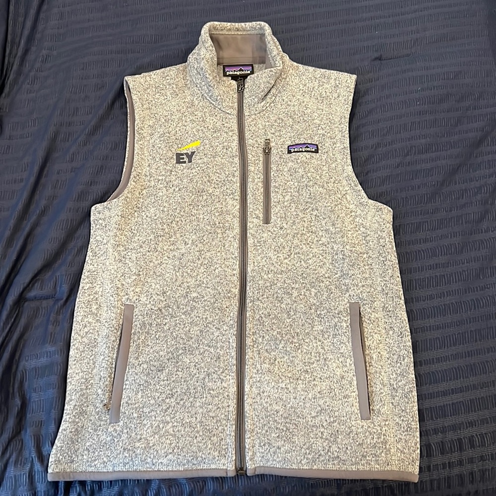 New Patagonia Vest with EY logo